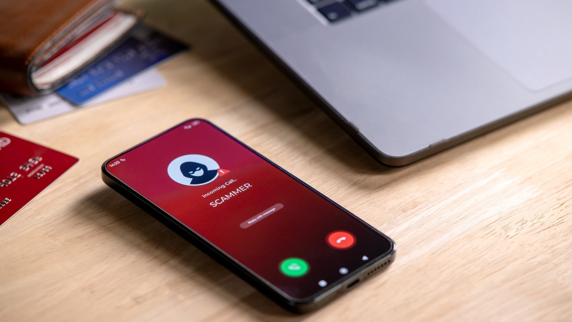 5 potential red flags that could signal a scam that you shouldn't ignore